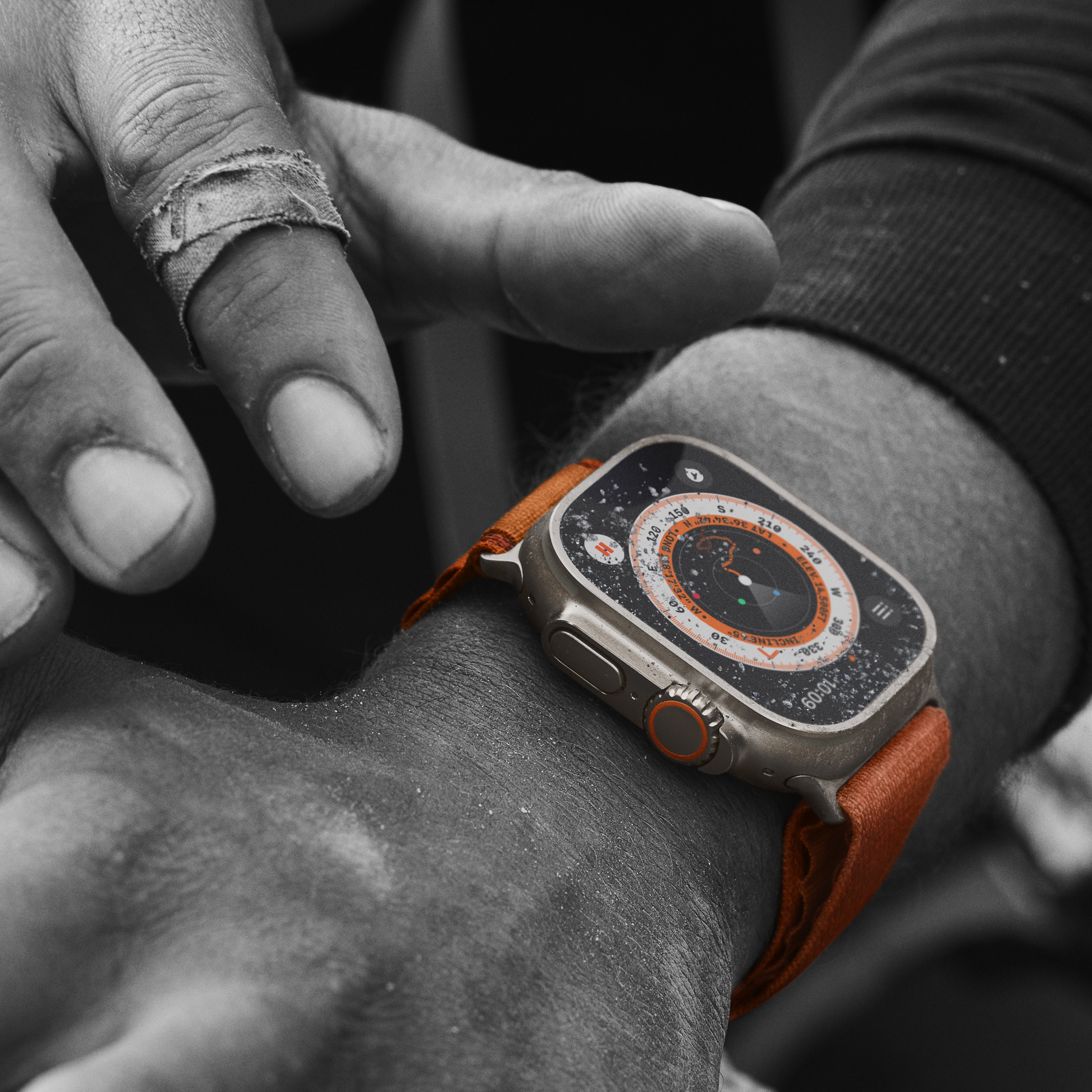 Alpine Loop Material Apple Watch Ultra with Alpine Loop – mE Gallery